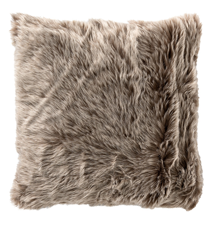 vierkant fluffy sierkussen bruin taupe