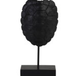 Zwart ornament op standaard