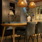 Eettafel hout bruin naturel