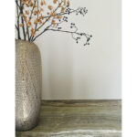 Hoge pot in het goud
