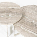 Set van twee salontafels metaal marmer