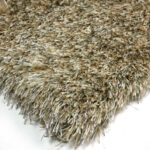 Polyester hoogpolig vloerkleed beige