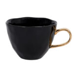 zwart koffiekopje met gouden oortje