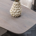 Ovalen eettafel eiken
