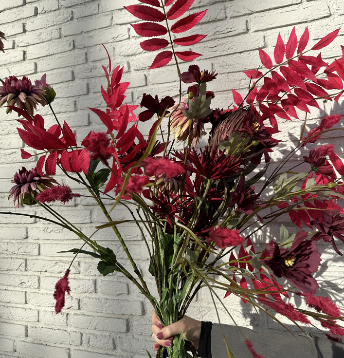 Kunstbloemen boeket in bordeaux met roze