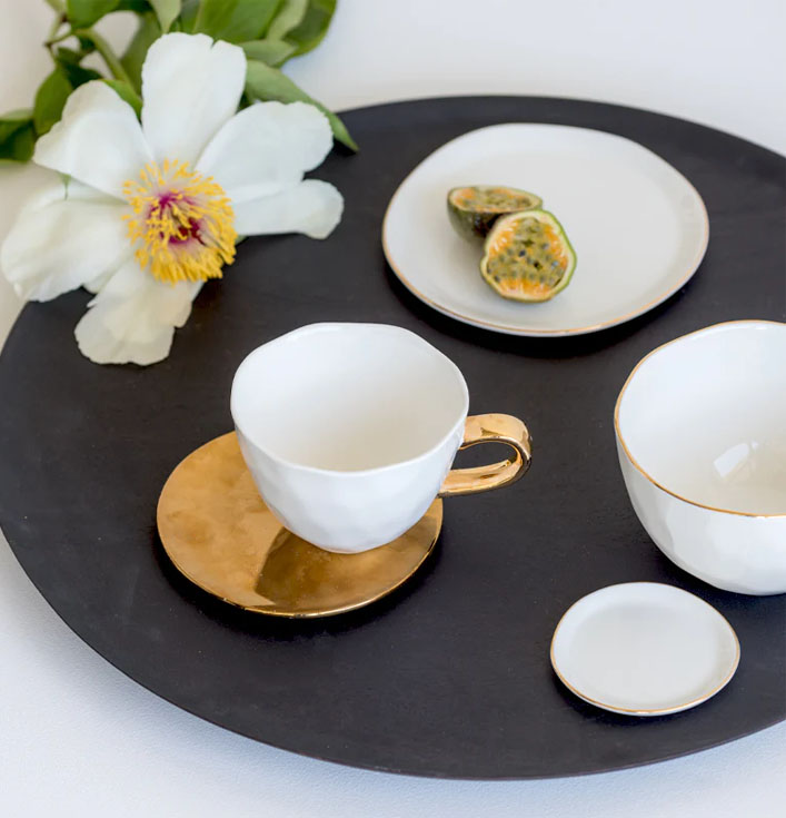 wit servies met gouden details