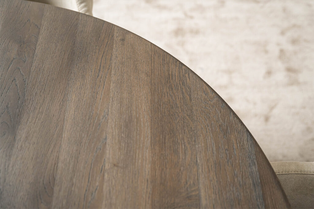 Eiken bruine eettafel rond