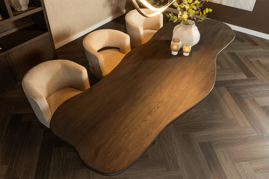 Organisch hout eiken bruin eettafel