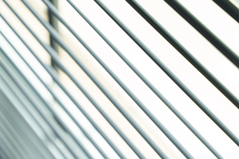 jaloezieën raamdecoratie zwart