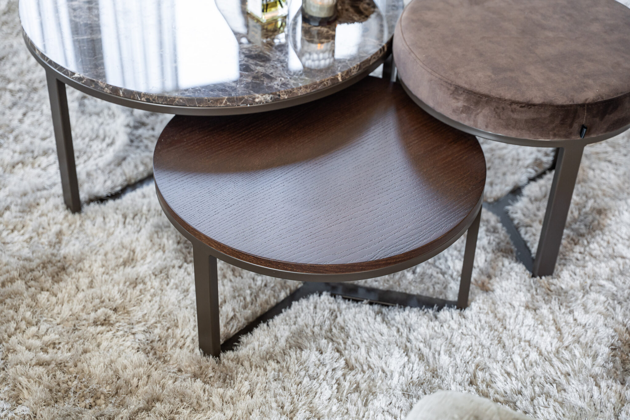 Waarom zijn salontafels zo laag?