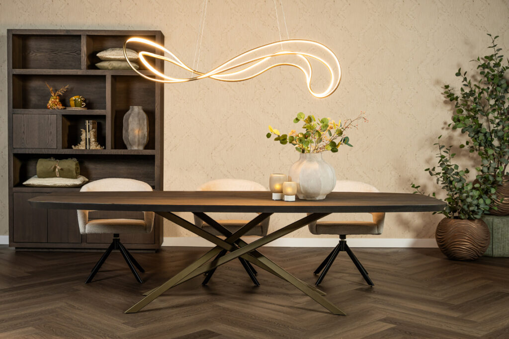 Eettafel bruin hout eiken hercules poot