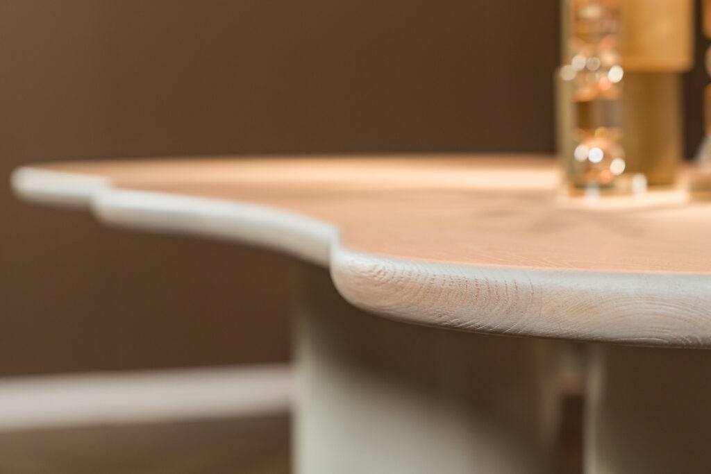 Eettafel hout organisch