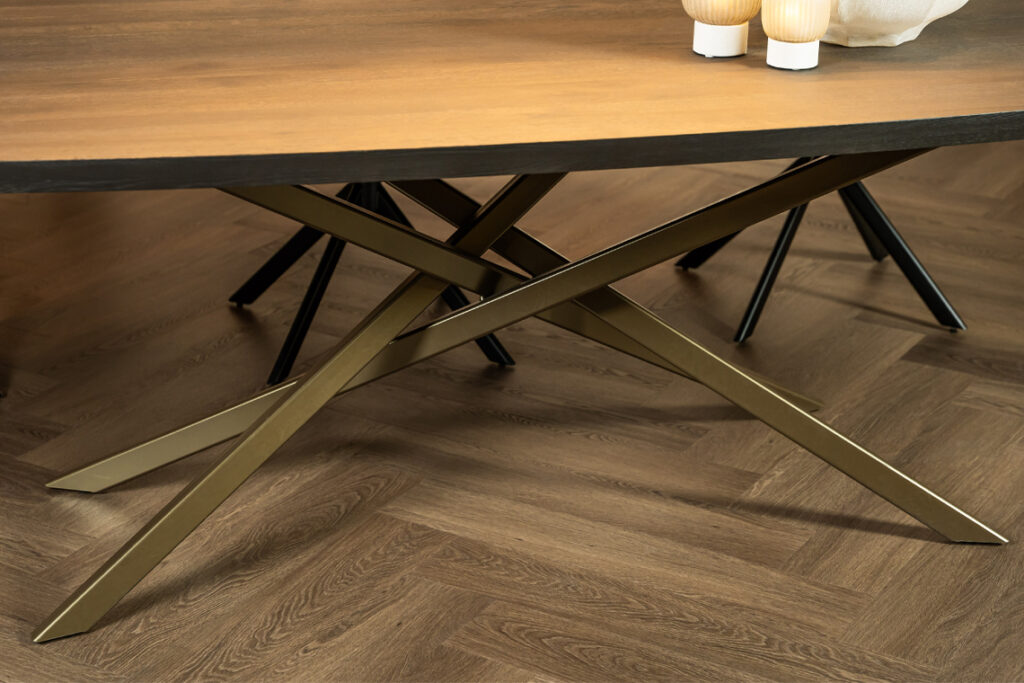 Metalen hercules poot brons