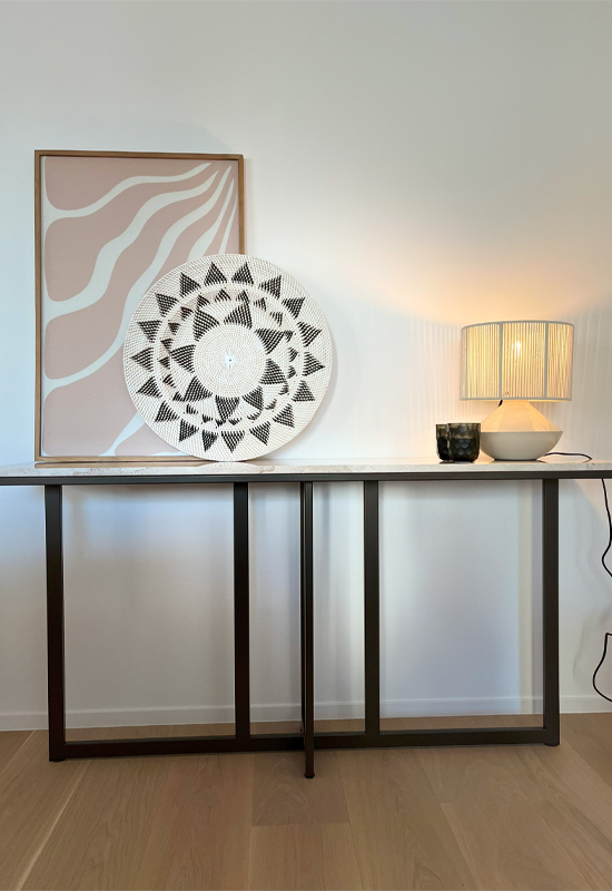 Sidetable met accessoires