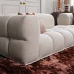 Beige hoekbank blokpatroon