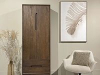 smalle houten kast met deur en lades voor woonkamer
