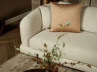 Beige hoekbank stof hoeken rond