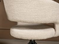 Eetkamerstoel rugleuning open stof beige