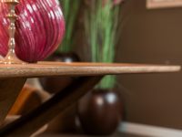 Eettafel bruin hout unieke poot