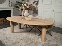 Eettafel druppel vorm eikehout grijs