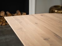 Eiken tafel licht