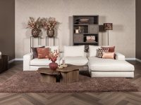 Hoekbank beige liggedeelte met kussens