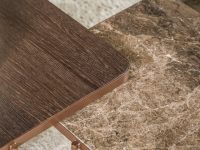 Marmer en hout salontafel