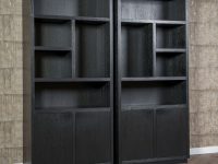 boekenkast hout zwart open en gesloten