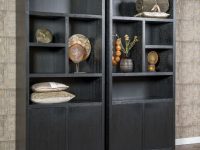 boekenkast hout zwart open en gesloten