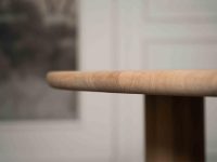 Rondafgewerkt eikehouten tafellblad