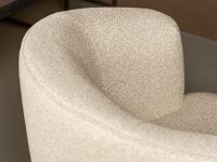 Ronde rugleuning stof beige stoel