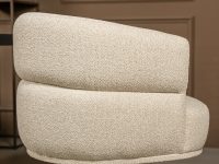 Stof beige stiknaad eetkamerstoel