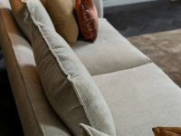 Stoffen hoekbank grijs beige kussens