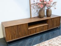 Tv dressoir bruin hout met ribbelpatroon