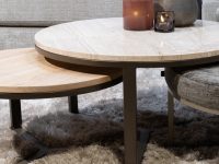 Verschillende hoogtes salontafels stof marmer en hout rond
