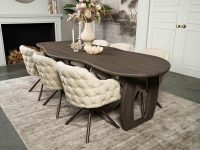 eettafel eikehout donkerbruin organisch met o vorm poot