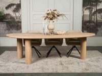 eettafel eikenhout naturel grijs kleur met ronde houten poten